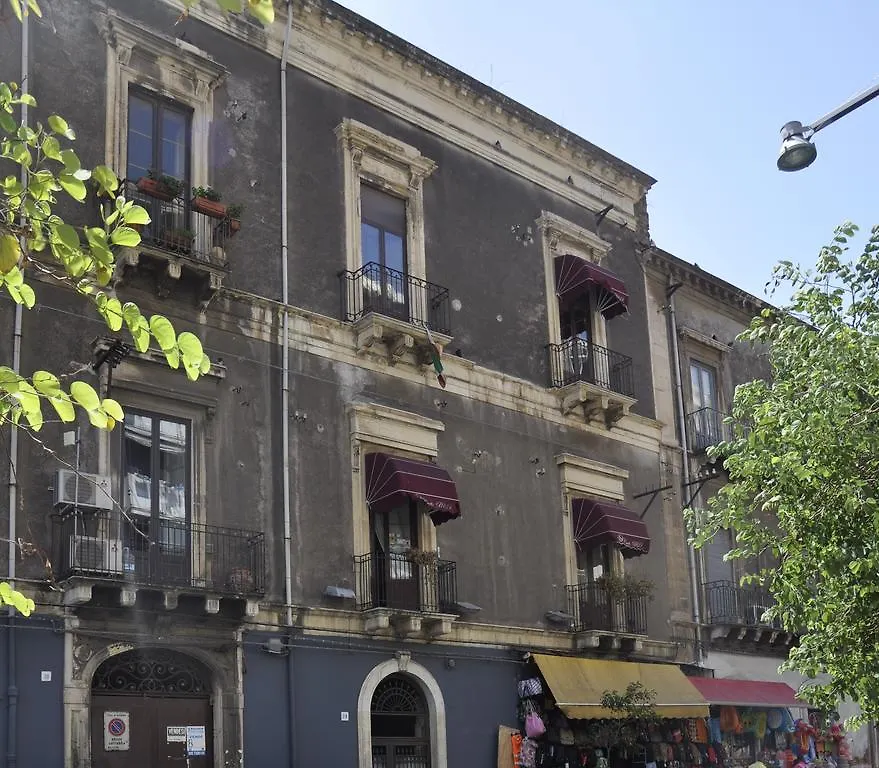 *** Guest house De Curtis Affittacamere 3 Stelle Catania Italy