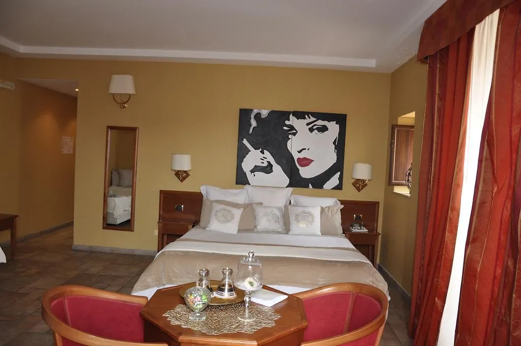 De Curtis Affittacamere 3 Stelle Catania Italy